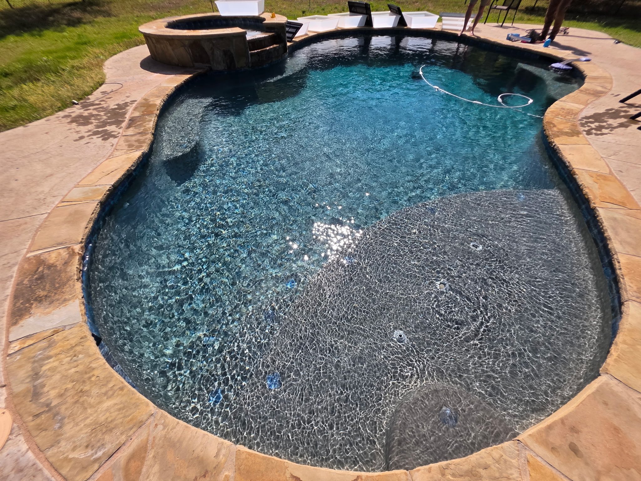 Guthrie OK Weekly Pool Cleaning sparkling water