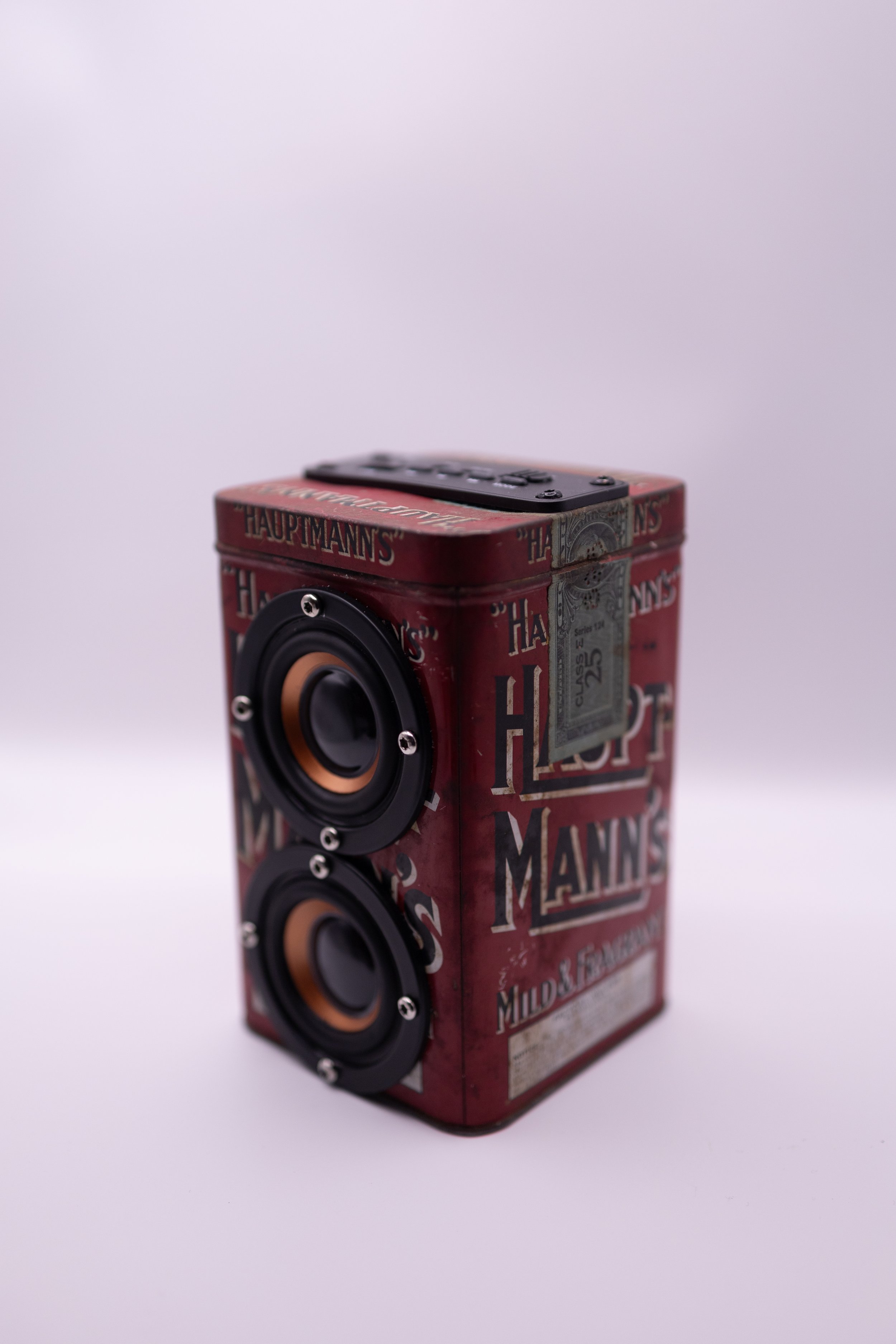 Vintage Cigar Tin Bluetooth Speaker