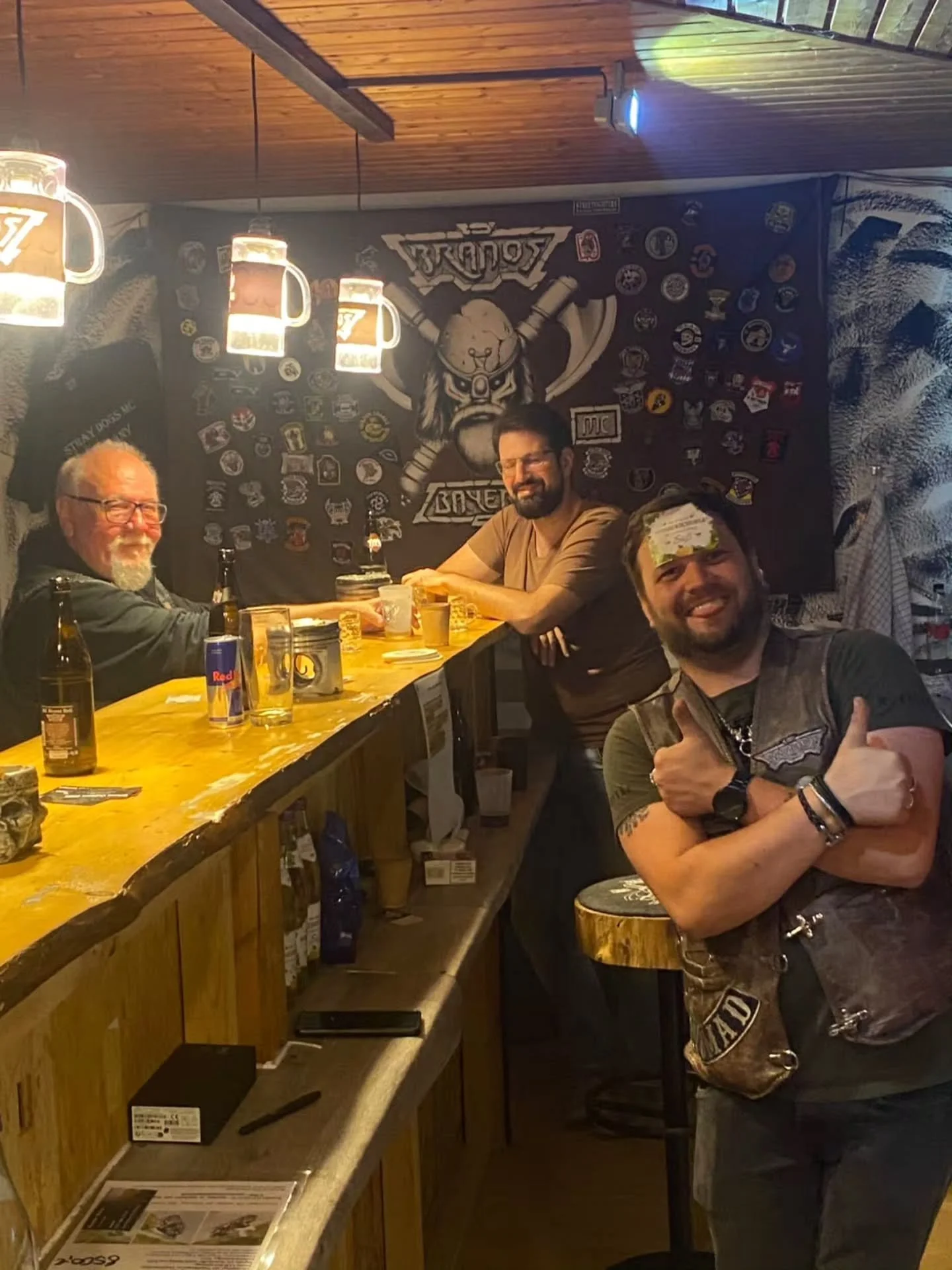 Unser Open House am nach der Sommerpause war wieder gut besucht 😎
Alte und neue Bekannte haben uns den Abend vers&uuml;&szlig;t.
Wir freuen uns schon auf die Season End Party und drehen dabei nochmal richtig auf 😁