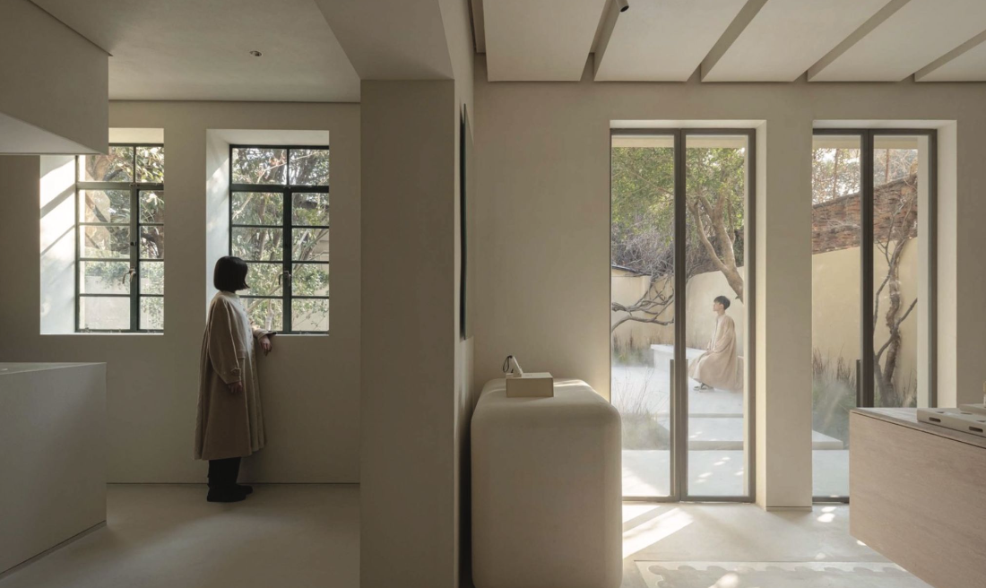 Mineral Bathhouse, Australia - Consulting by Mary Minas