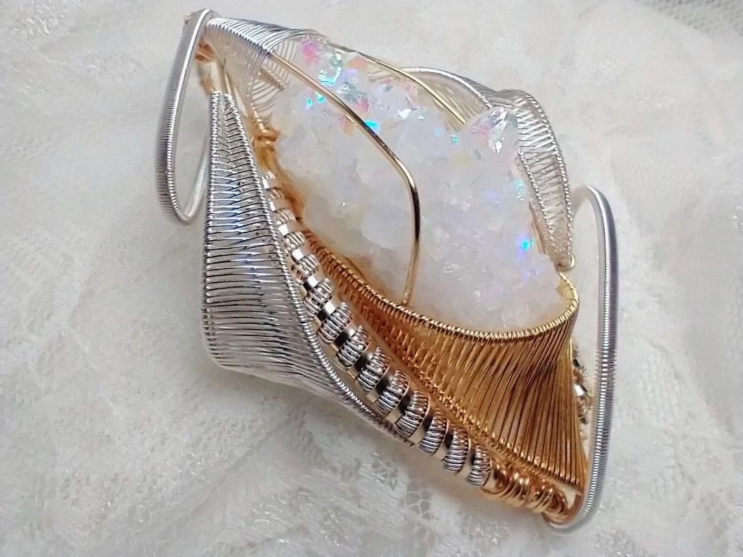 angel aura side.jpg