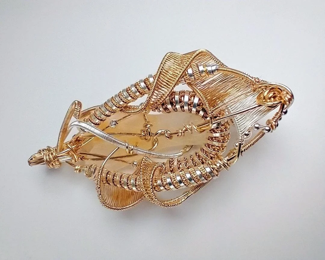 citrine angel pendant back.jpg