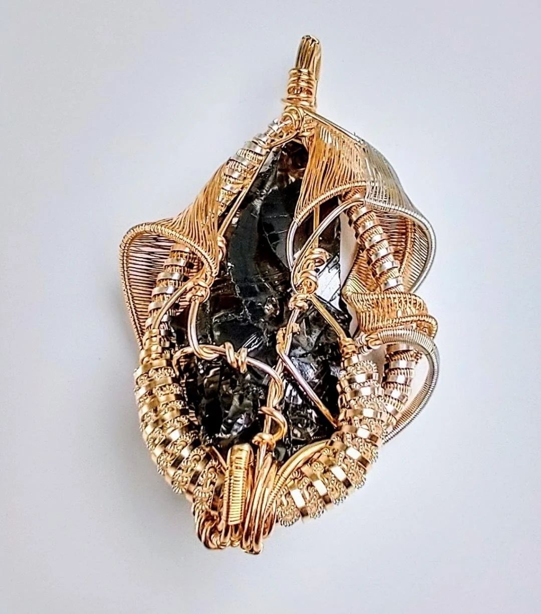shungite pendant back.jpg