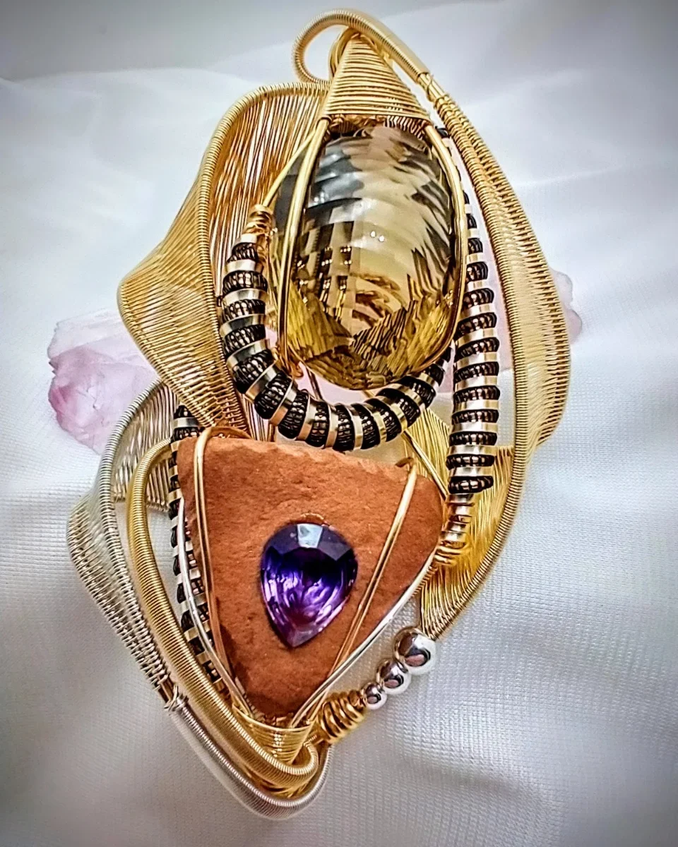 SEDONA SOLAR GUARDIAN Sedona Red Rock Amulet with Lemon Quartz Amethyst –  Bi-Directional Talisman — Handcrafted Crystal Jewelry by John Farris