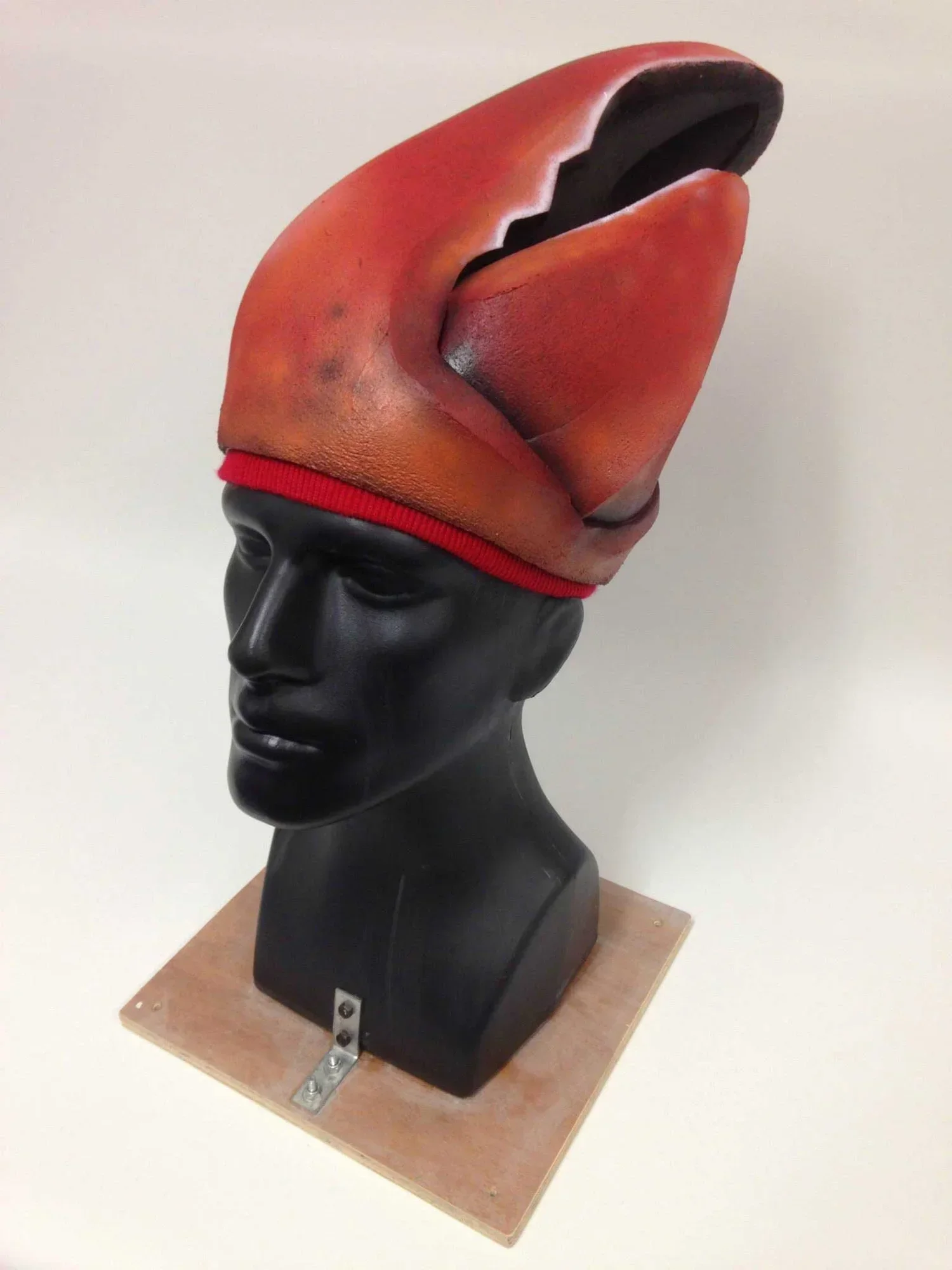 A creature crab hat, costume prop makers Stitches and Glue