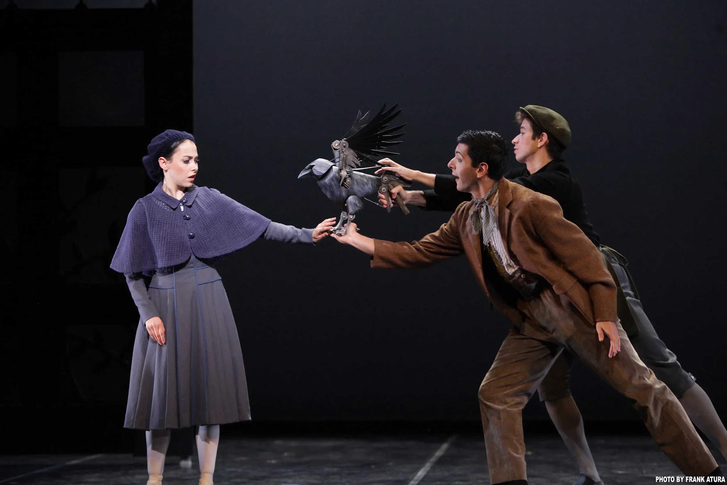 Mechanical bird puppet made for Secret Garden Ballet in Florida – Stitches and Glue puppet makers