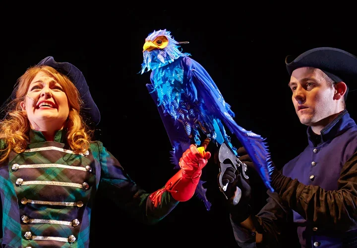 Mechanical bird sculptor puppet maker Stitches and Glue - The Light Princess at the National Theatre 