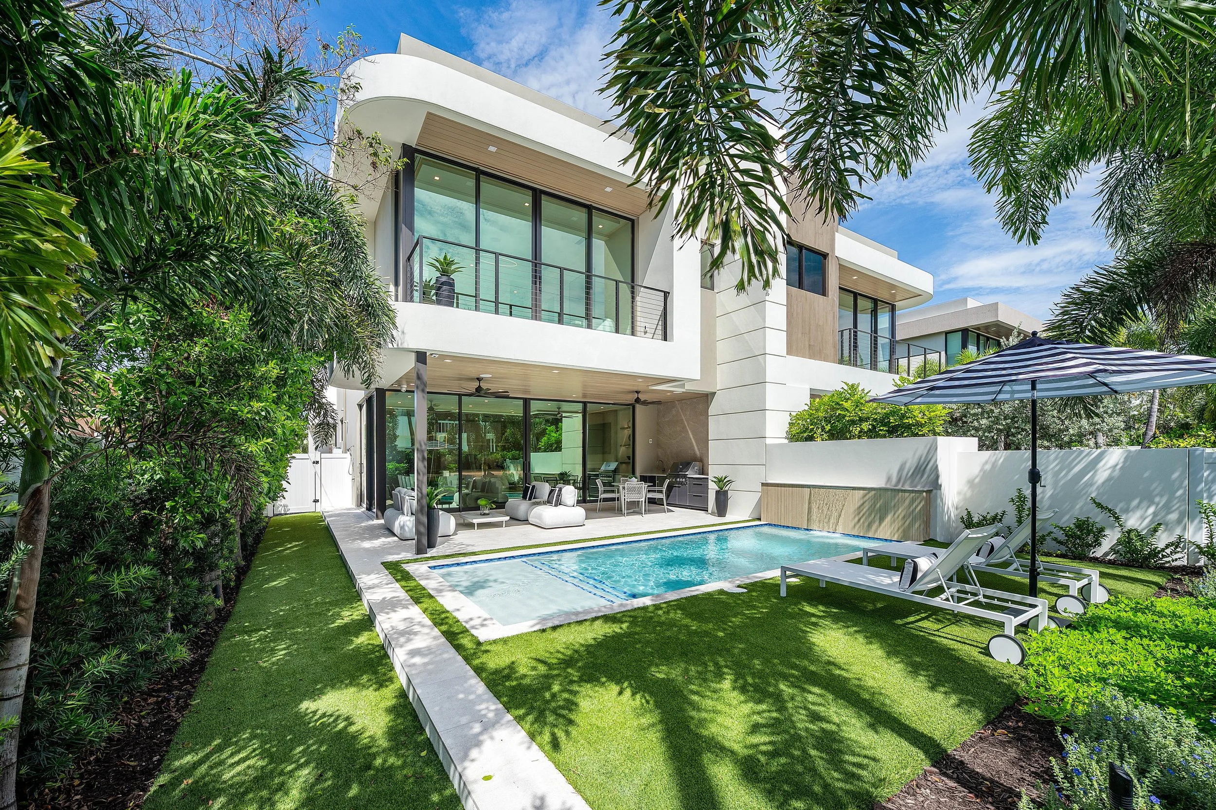055-130NortheastWavecrestWay-BocaRaton-FL-33432-SMALL.jpg