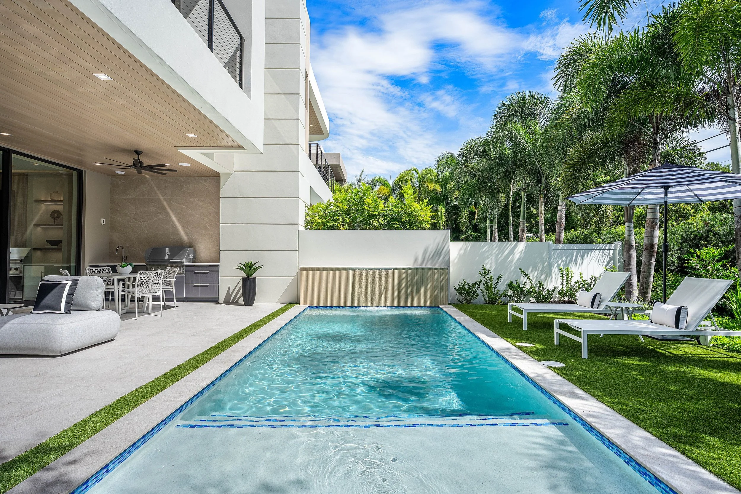 054-130NortheastWavecrestWay-BocaRaton-FL-33432-SMALL.jpg