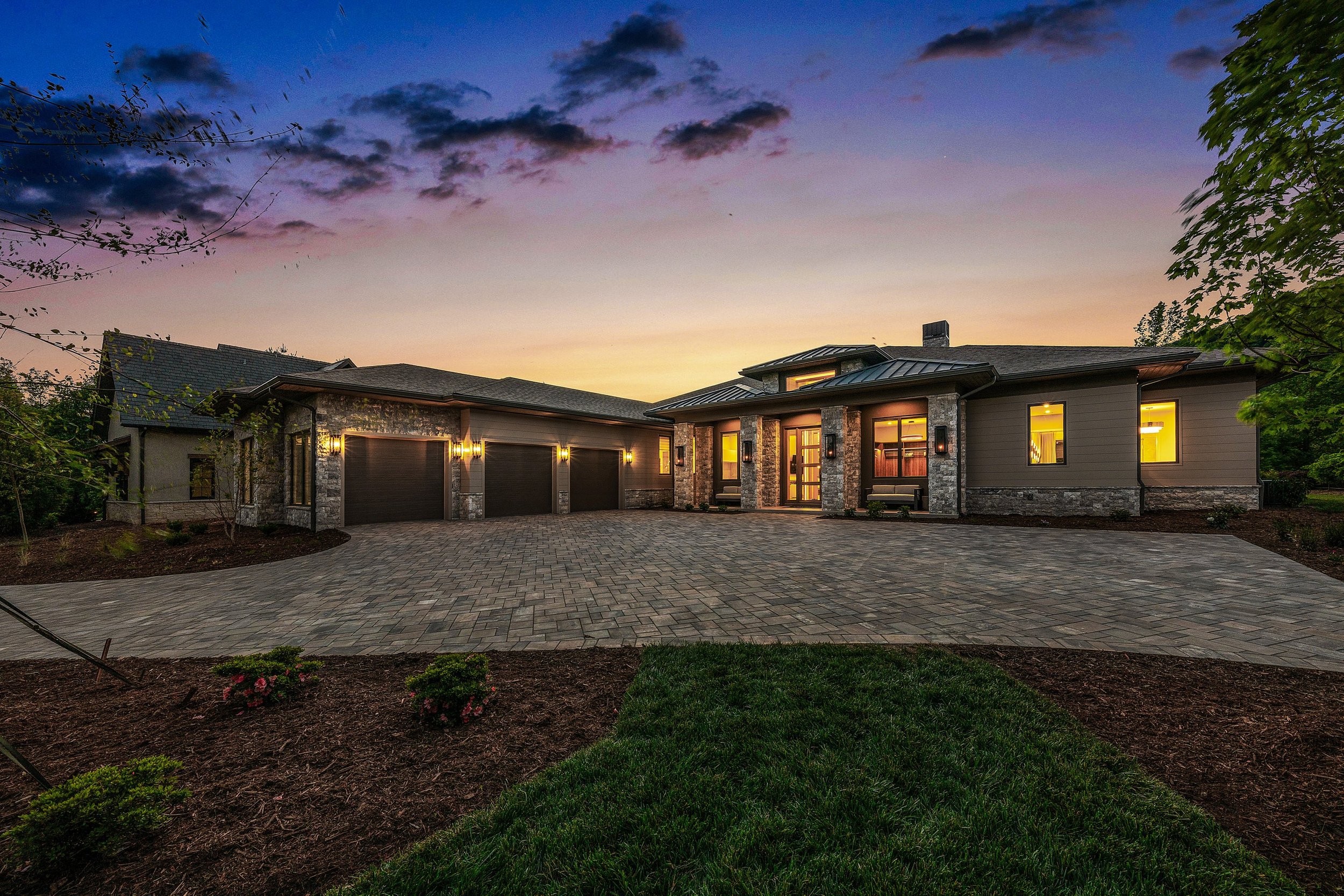 132-74WalnutValleyParkway-Arden-NC-28704-SMALL.jpg