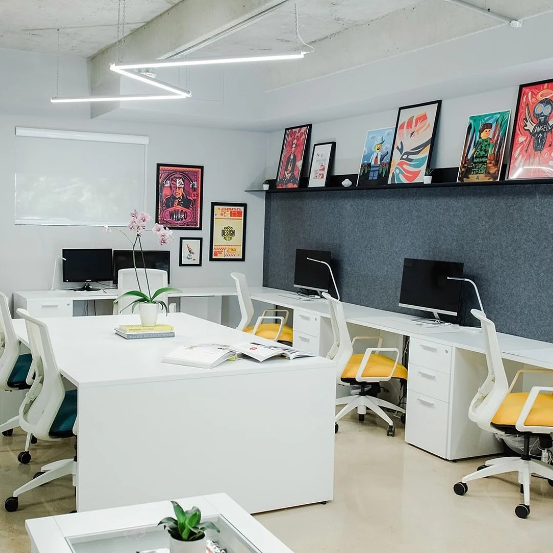 From plan to transformation.
This office needed to feel open, functional, and inspiring&mdash;so we reimagined the layout from the architectural plans to the final details.

Defined work zones, a central space for collaboration, and multifunctional f