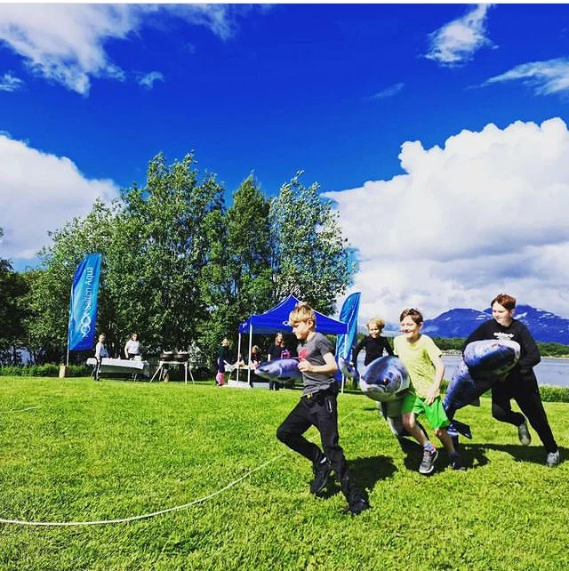 Jo mere vi er sammen - Generasjonsfestival i hagen til Furumoen sykehjem