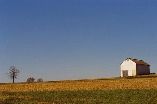 Isolated Barn in Lancaster PA