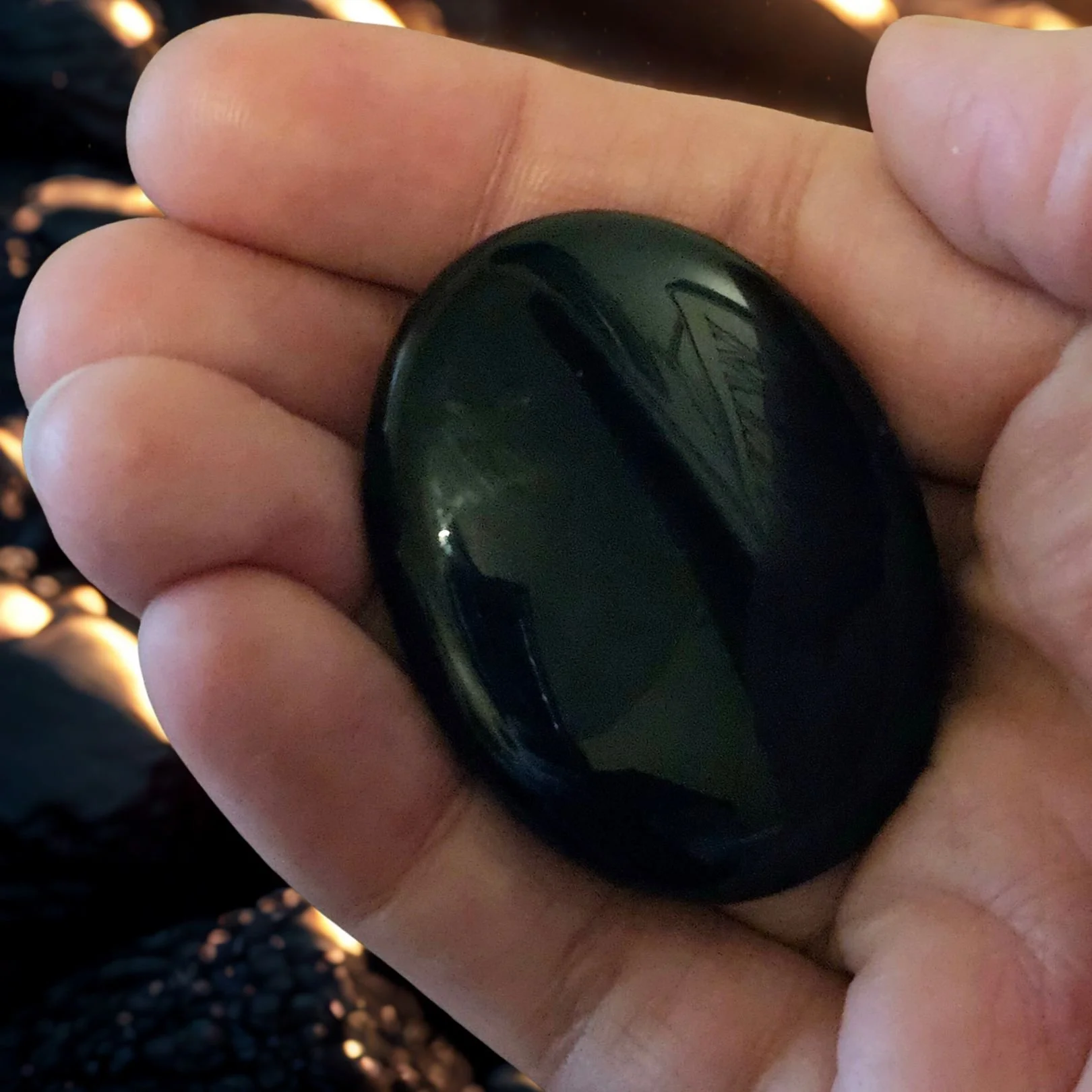 45mm Obsidian Palm Stone — Protection, Clarity & Energetic Shielding