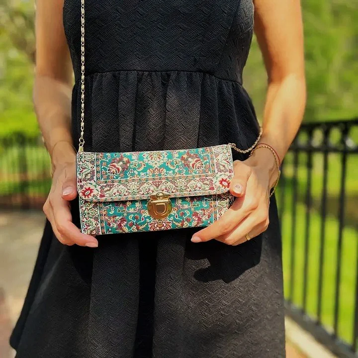 Deep Green crossbody wallet