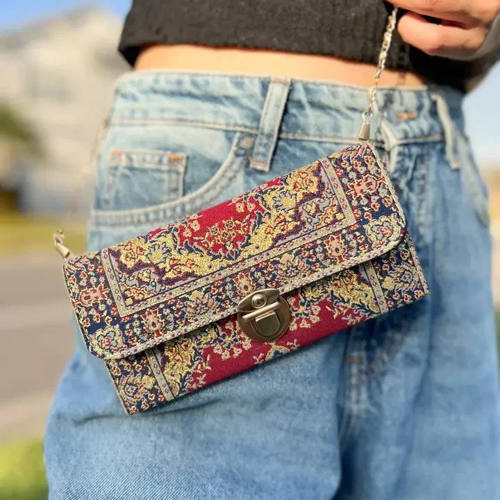 Small crossbody wallet - Red