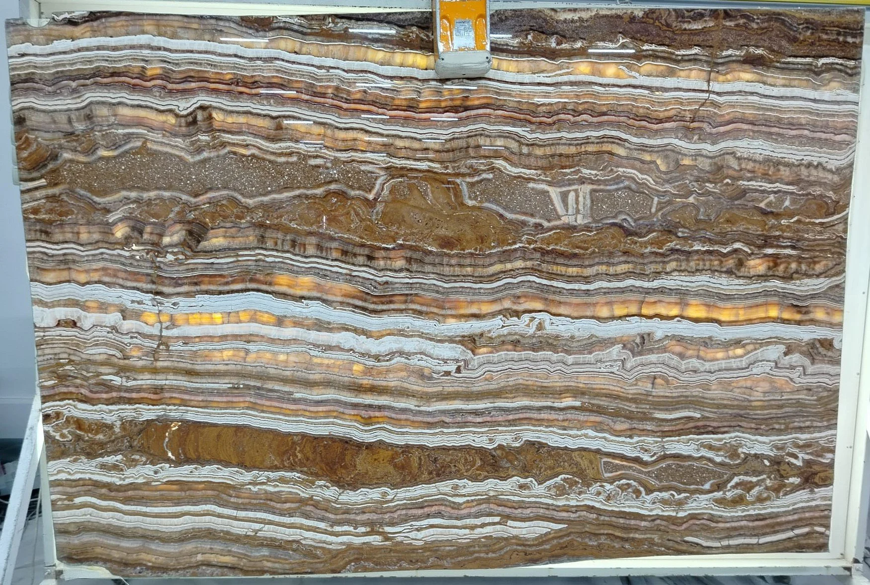 Tiger Onyx M5093 Polished Light 5.jpeg