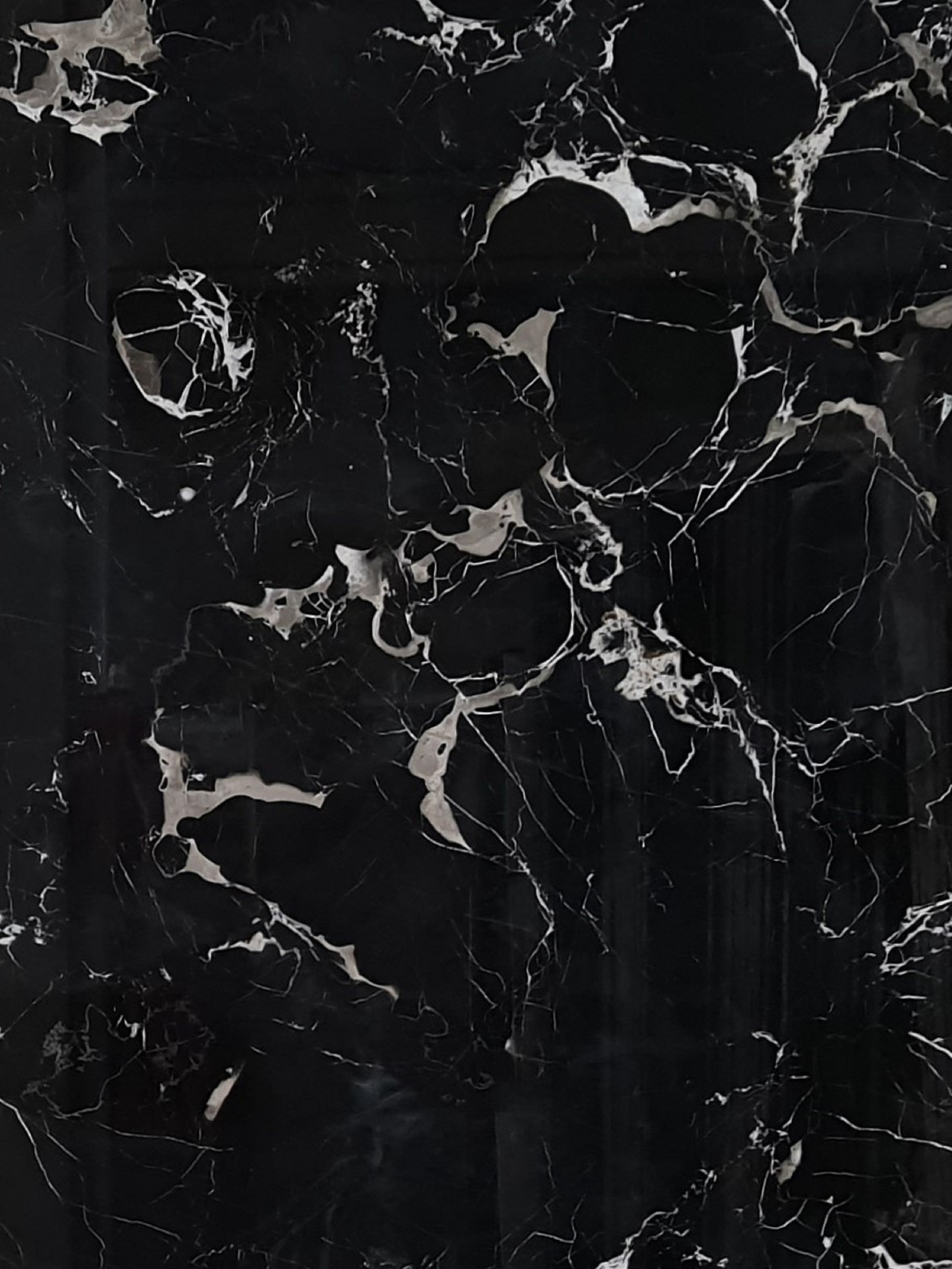 Charlotte Black KMS1076 Polished Zoom 2.png