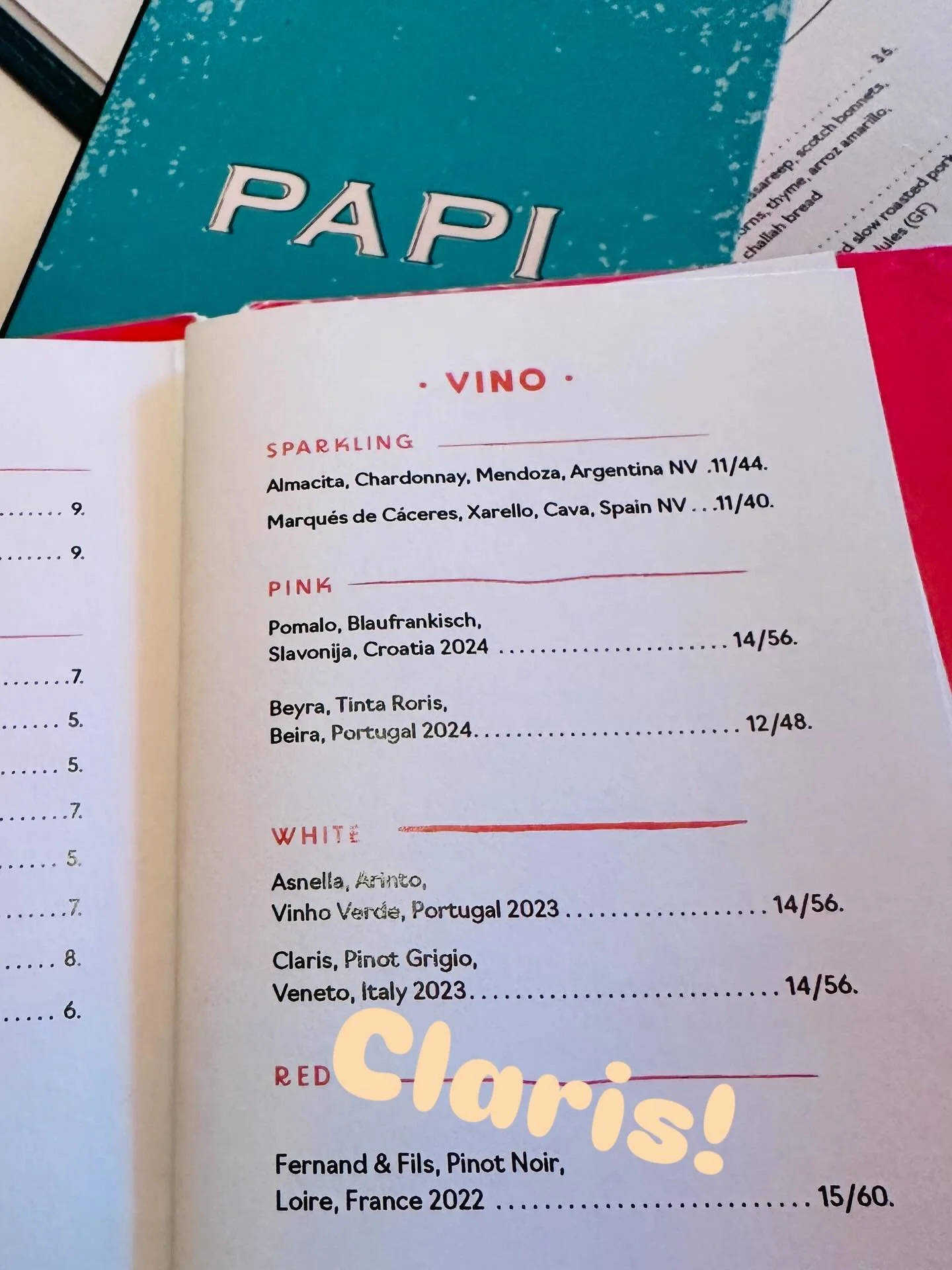 PAPI in Portland - a must! Empanadas were delicious 😋 oh and the street tacos. First time, last time bathroom 🧼 selfie seeing we totally matched. 😂 Thanks @papiportland for working with @matchvino by way of the fabulous @coco.devenish who recommen