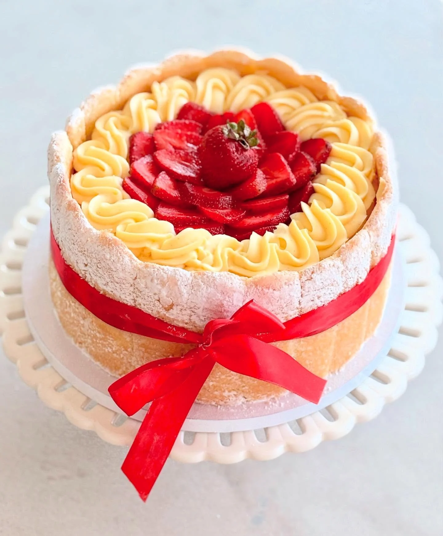 A classic Charlotte Russe (not to be confused with the store I went to for all my ‘going out tops’ in 2004) made with homemade ladyfingers, Bavarian cream, strawberry reduction, and fresh strawberry slices. Perfect dessert to close out su