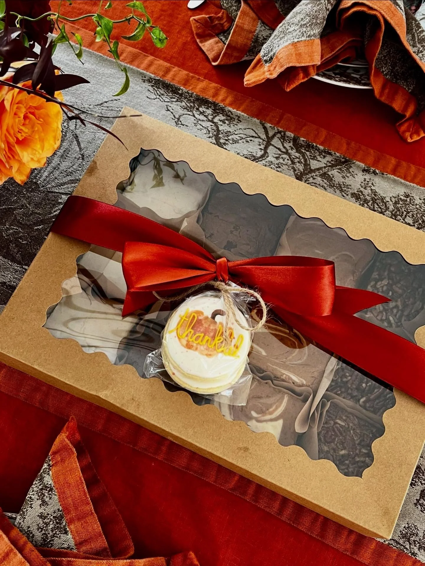 So thankful to everyone who ordered the Thanksgiving treat box this year! I hope everyone had a beautiful holiday 🤎🧡 

Christmas cookie box menu coming soon! 🎄