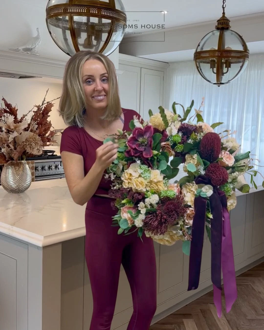 🍂✨ Autumn wreaths have officially landed at Blossoms ✨🍂

There&rsquo;s just something about a wreath that makes a home feel instantly welcoming. Whether it&rsquo;s rich autumn foliage, dried hydrangeas, or a touch of pumpkins and berries, every pie