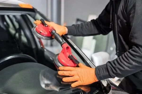 windshield replacement near me lockport amherst buffalo ny new york cracked windshield