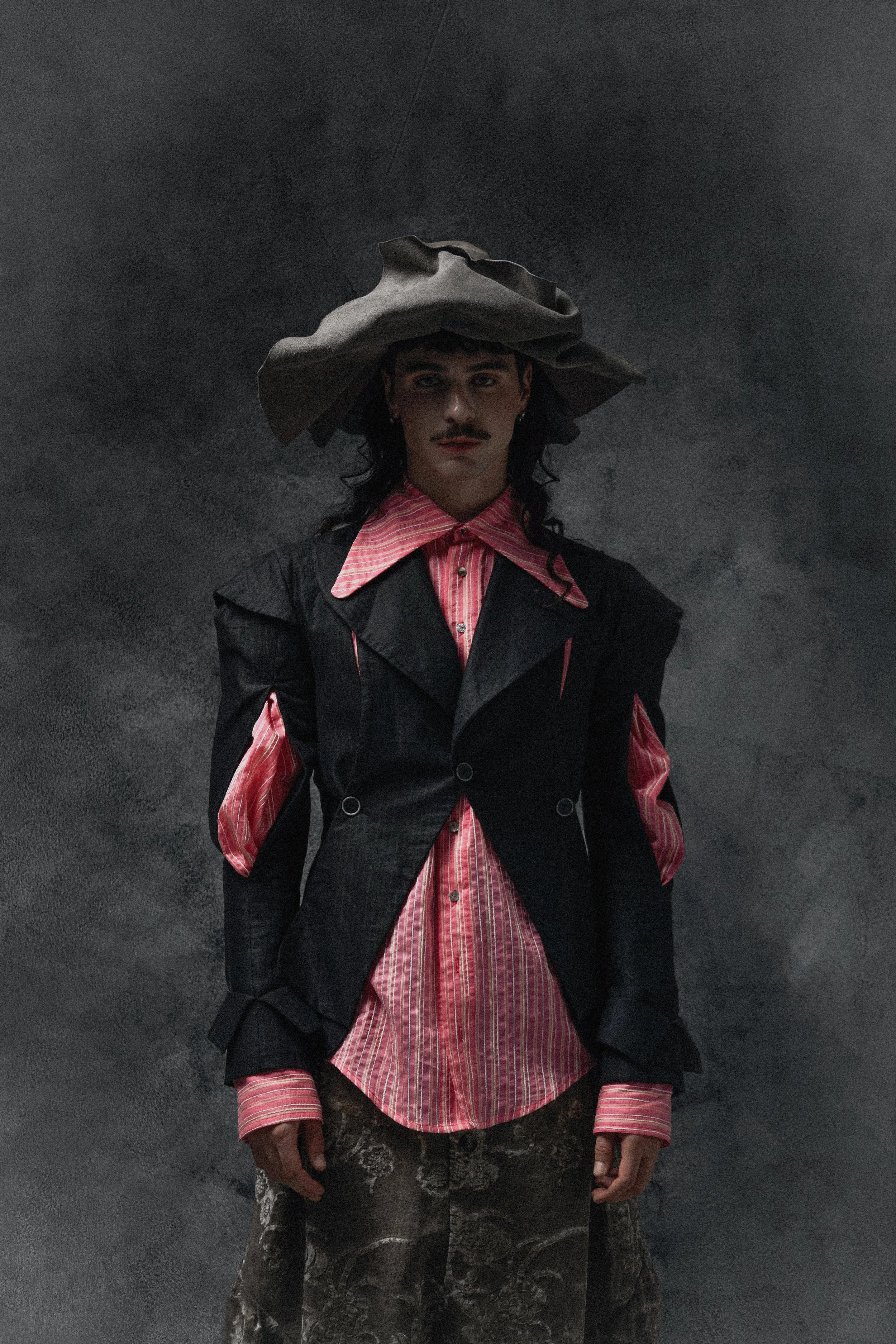 02 Crisis. The journey of the decadent and corrupted mind