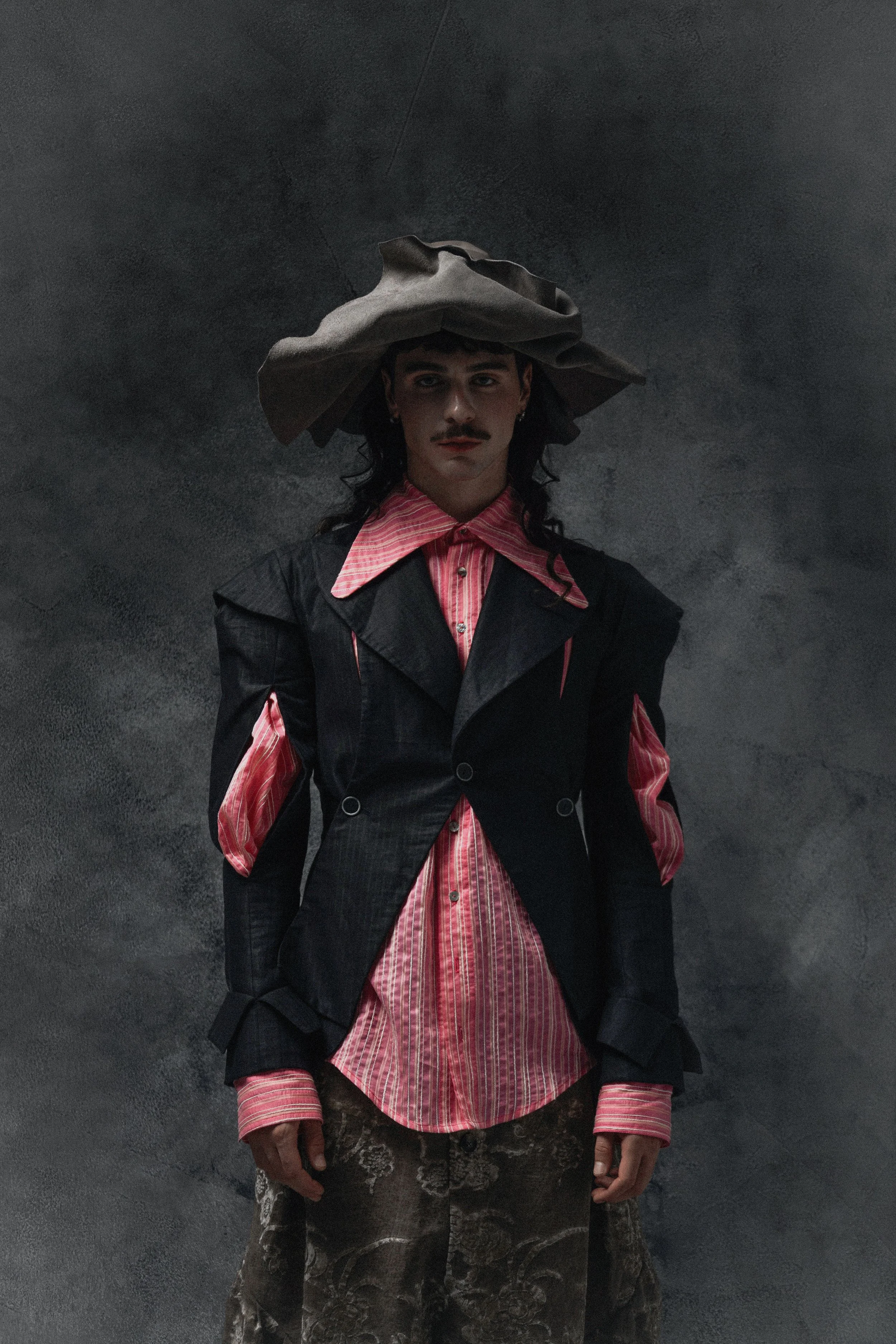 ASIER LOOKBOOK-2255 copy 2.jpg