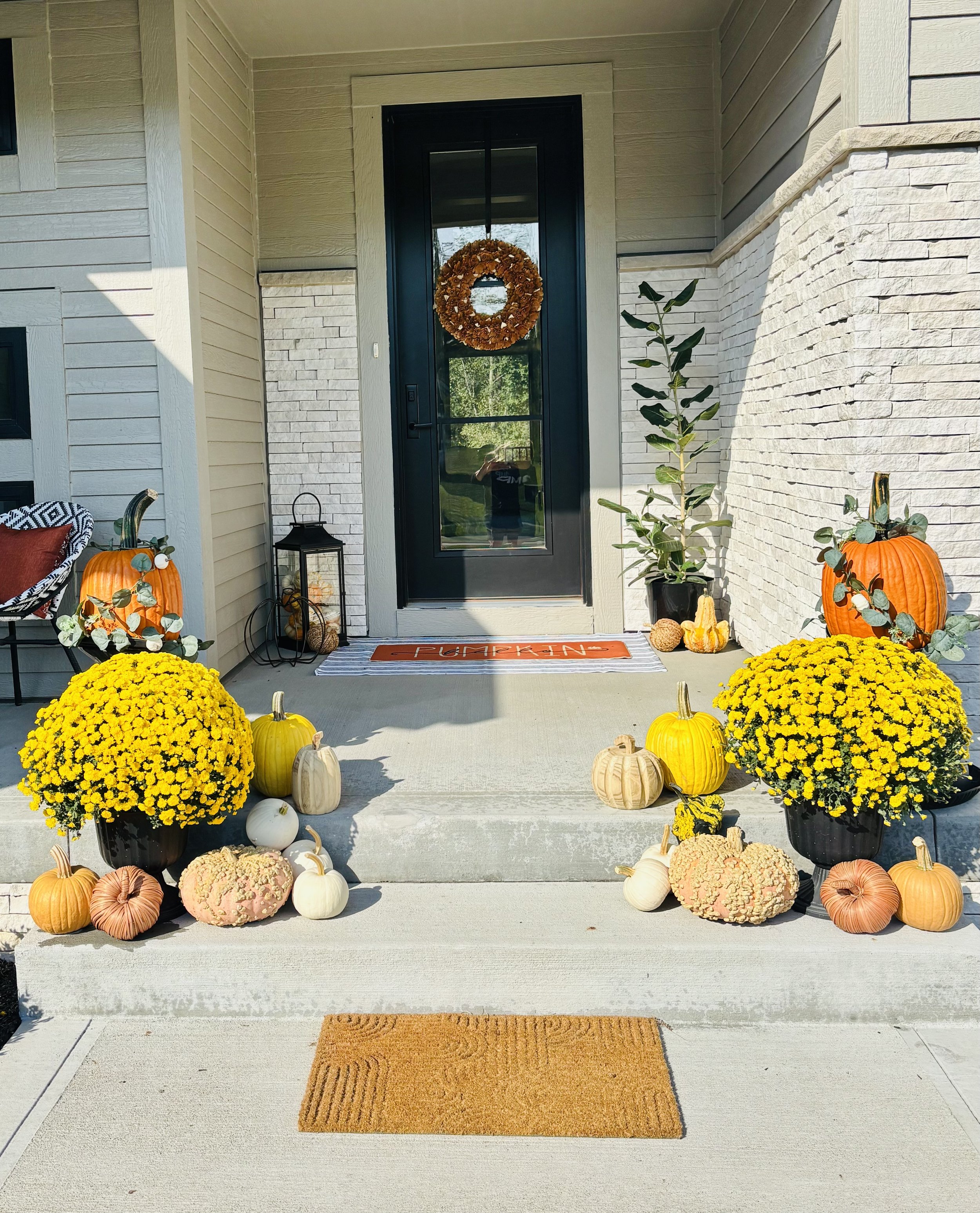 Seasonal Porch 