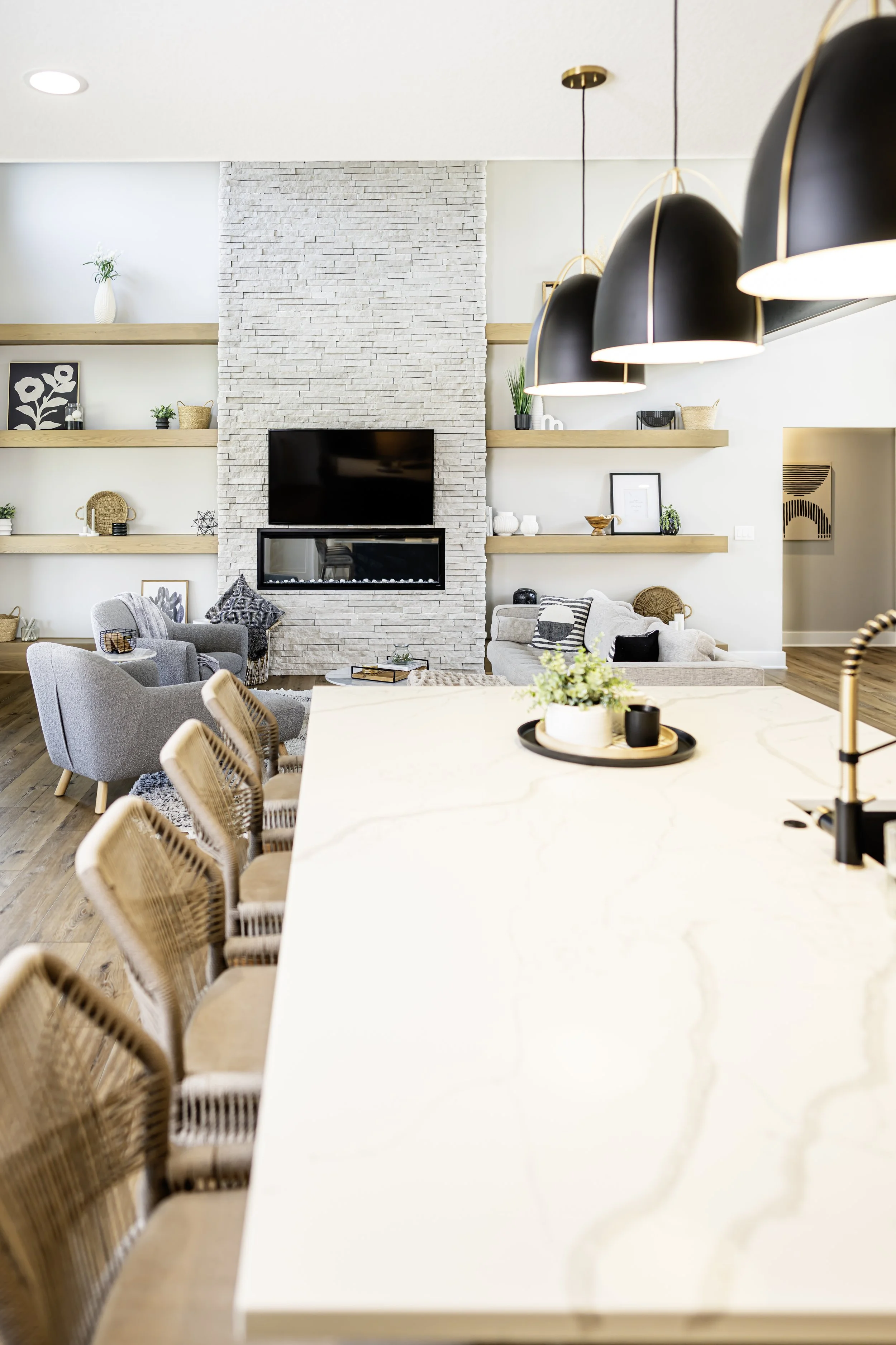 Minimalist Design & Decor