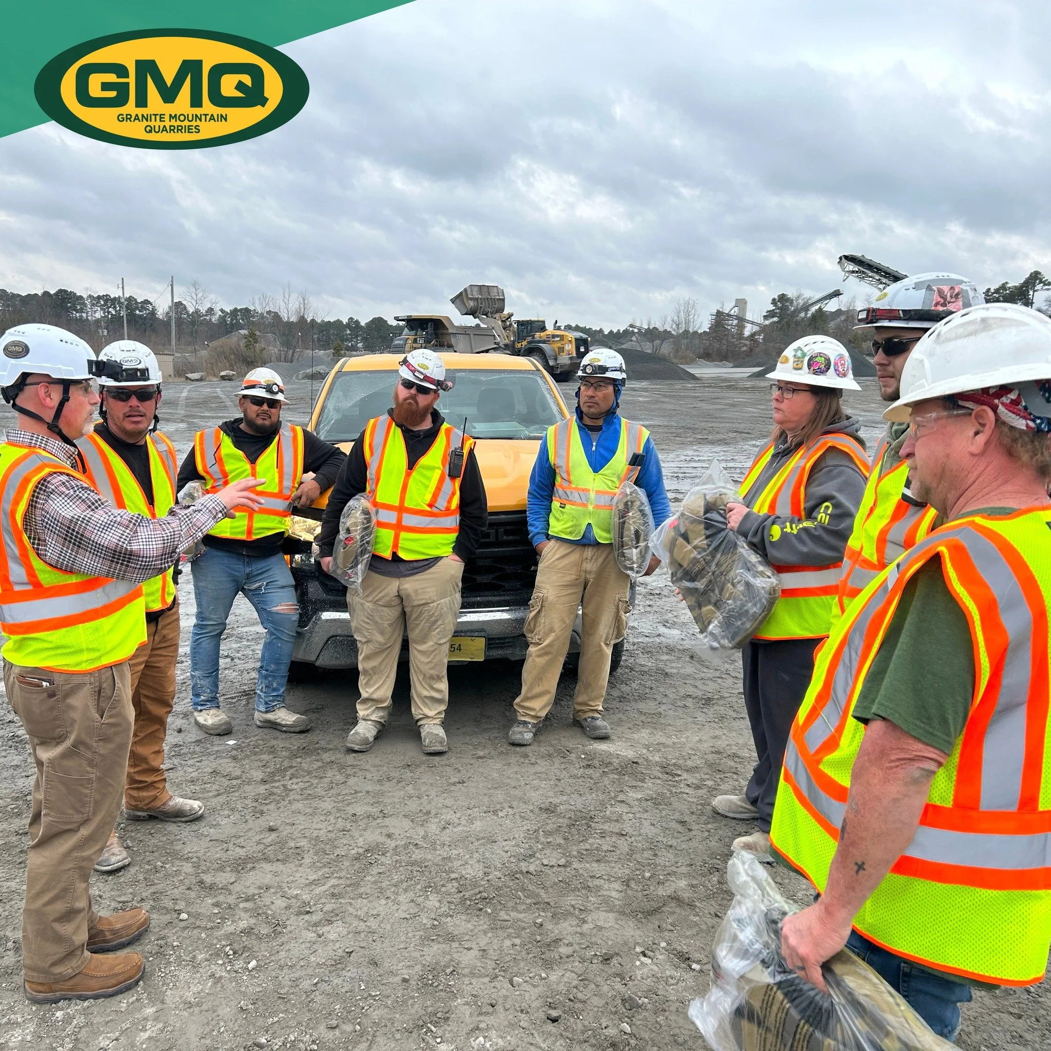 Our team recently gathered for a safety huddle with some of our newest team members. These meetings help make sure everyone understands the day&rsquo;s plan, the equipment being used, and how we can work safely together!