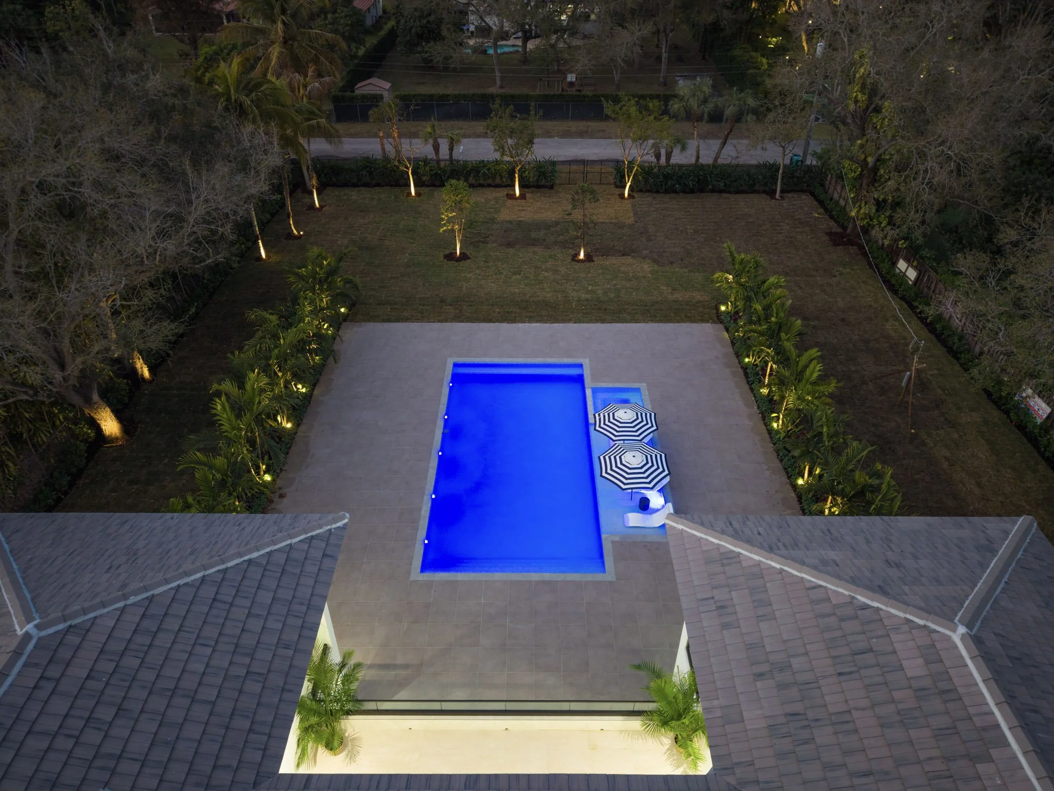 6-164-web-or-mls-9390 SW 99th - Exterior Drone-23.jpg
