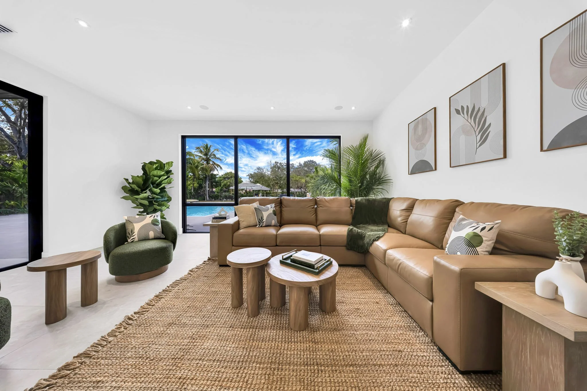 6-48-web-or-mls-9390 SW 99th - First Floor -8.jpg