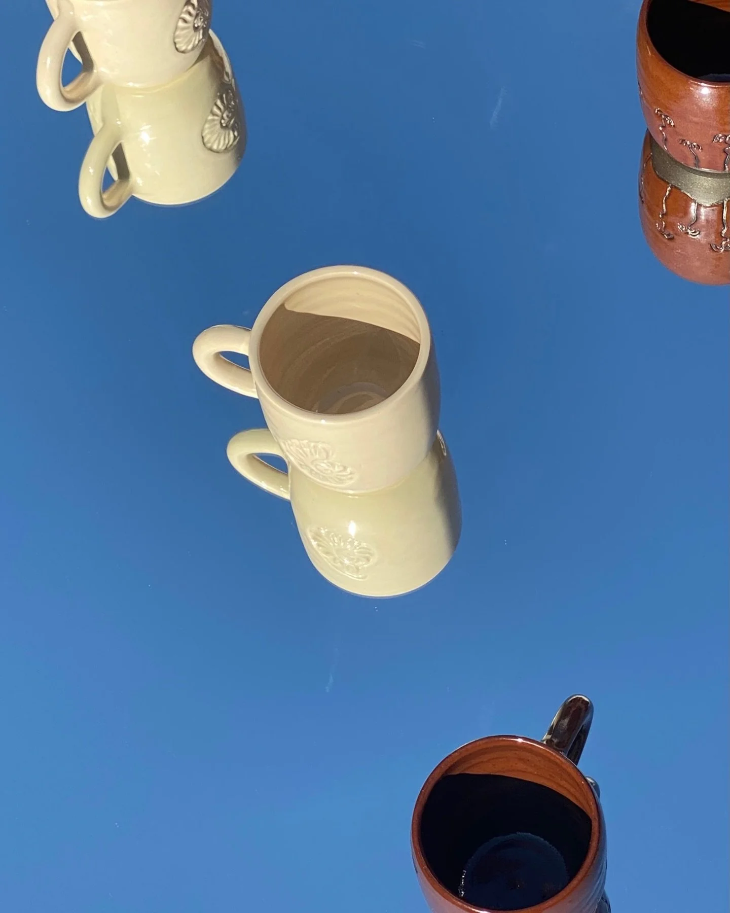 One of a kind and meant just for you☀️🌀🪞✨

#ceramicmug #smallbusiness #catholic