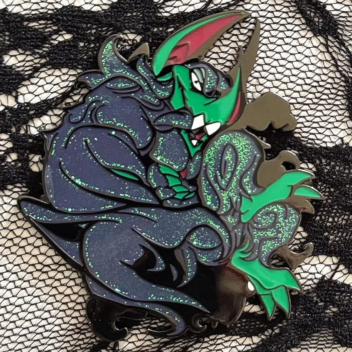 GRIMMSNARL [Glitter Enamel Pin]