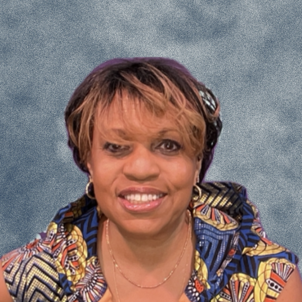 Stephanie headshot.png