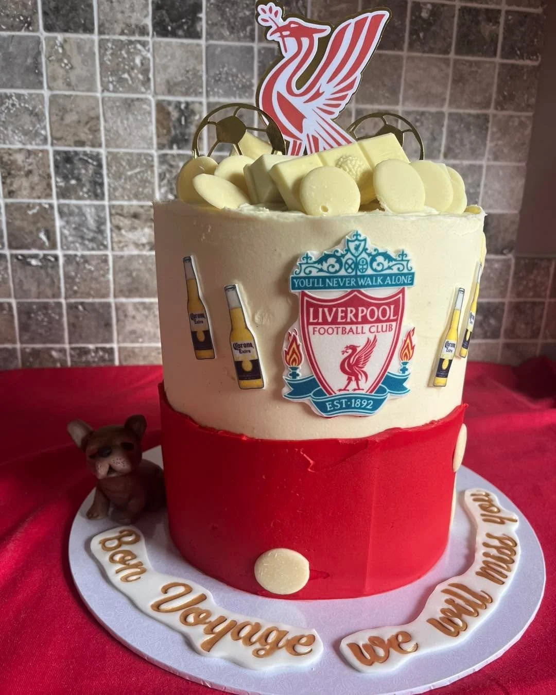 Bon voyage cake made a couple of weeks ago. 

With a load of white chocolate and a cheeky little dog topper (made by the lovely Kate&rsquo;s Sugarcraft). 

Card toppers and edible images supplied by allthingscaketopper 

#caketime #tastyfood #bournem