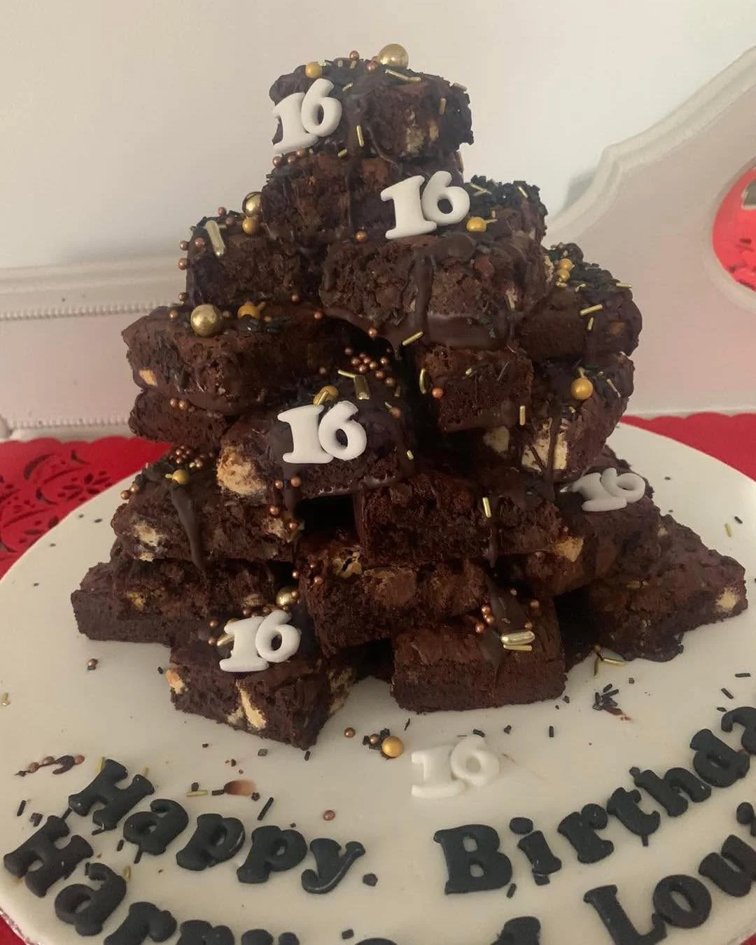A yummy alternative to a birthday cake is a brownie stack. 

These can be customised with chocolates of your choice and sprinkles. 

Starting from &pound;30.  #caketime #tastyfood #bournemouthsmallbusiness #bournemouthbaker #esthersfavouritethings #c