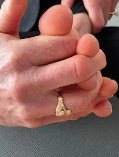 Fingers in toes 2.jpeg