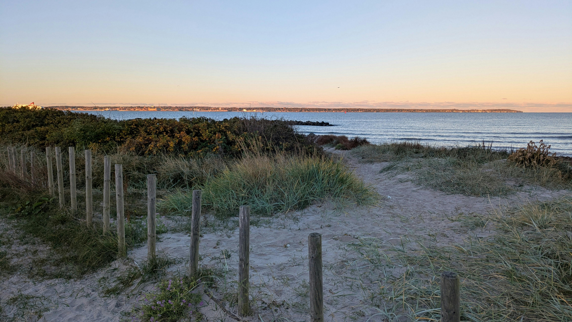 Coastal vs Inland Luxury Homes in Rhode Island: Which Is the Better Investment?