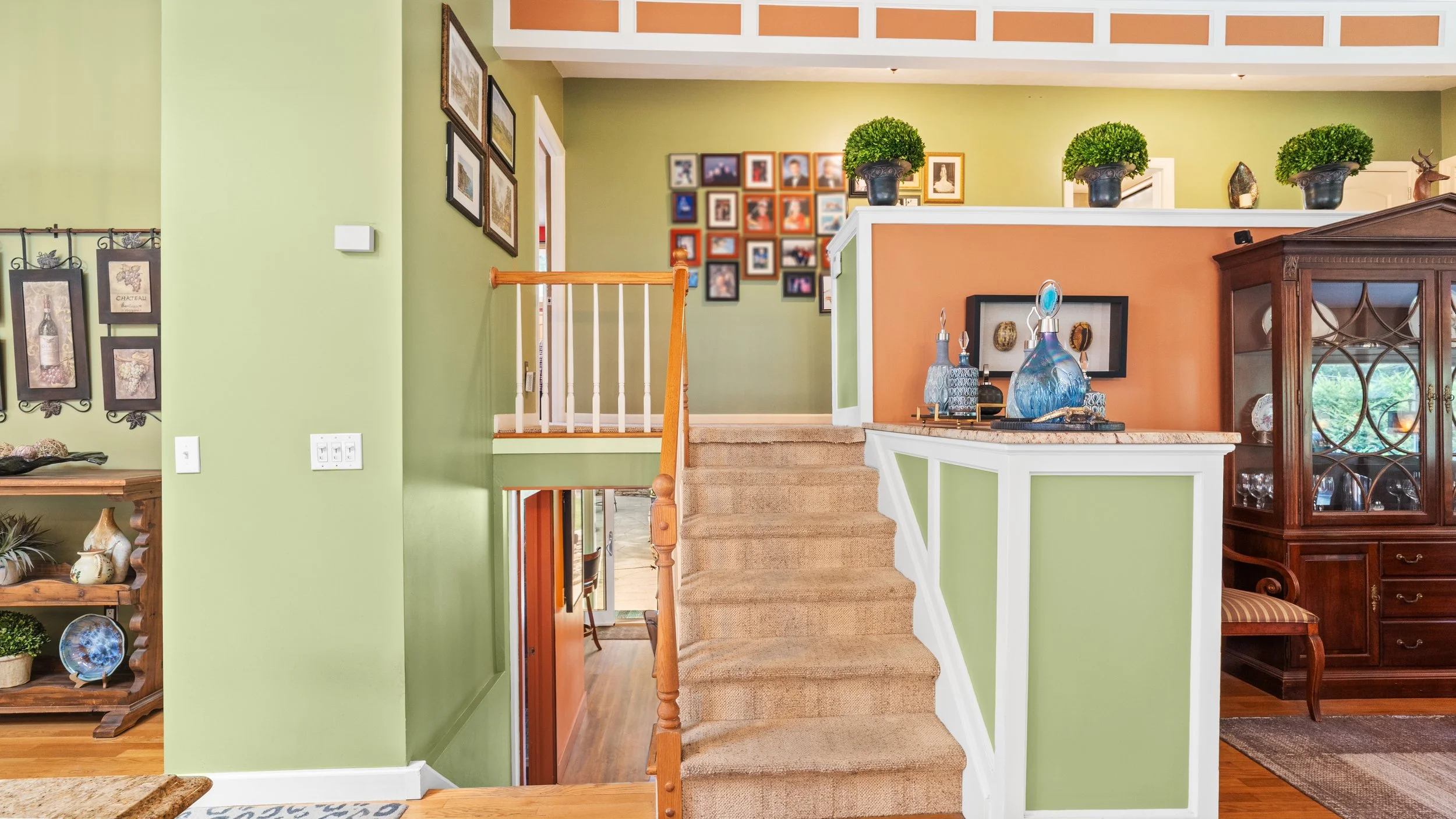 24-Stairs up.jpg