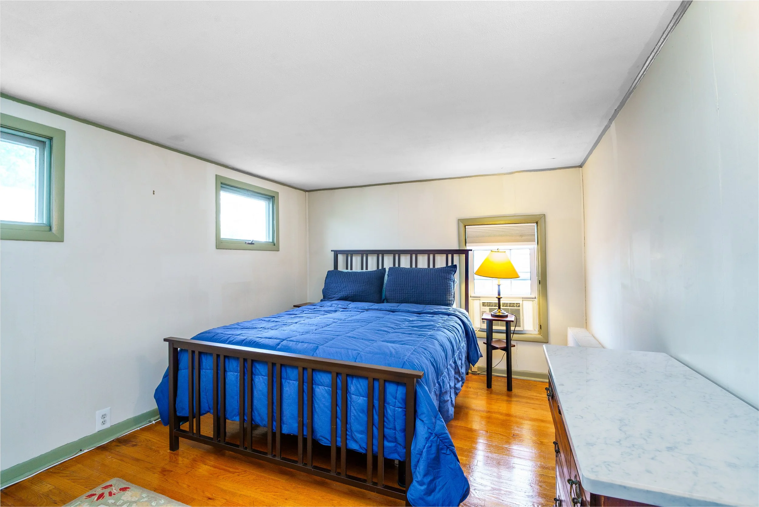 23-Bed 3.jpg
