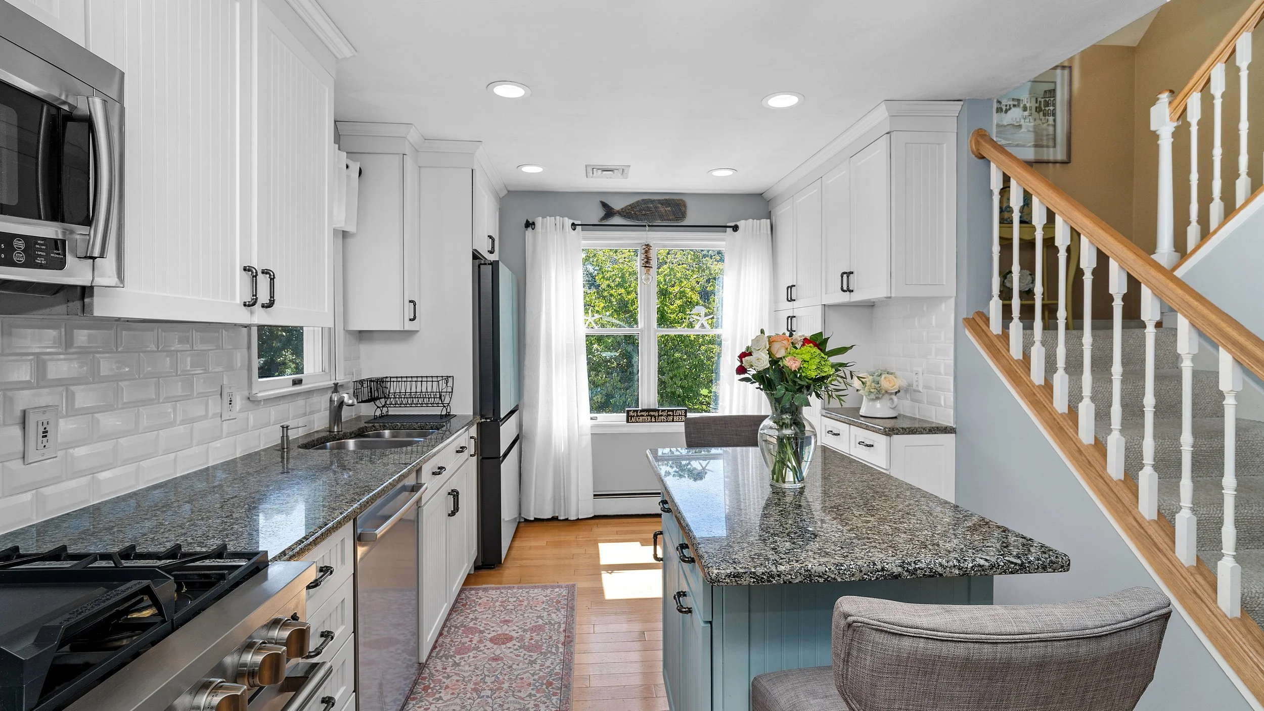 14-kitchen.jpg