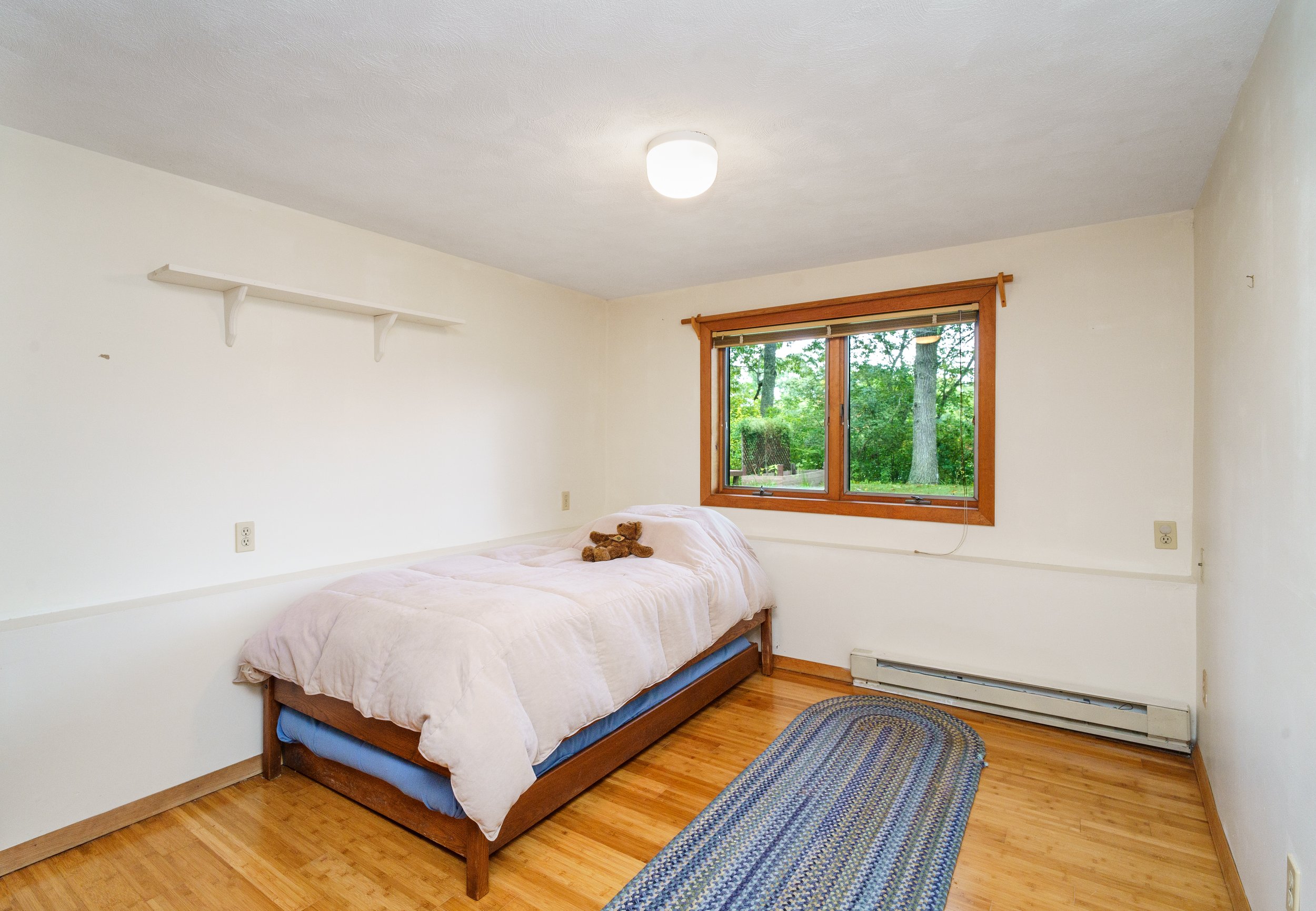 23-Down Bed.jpg