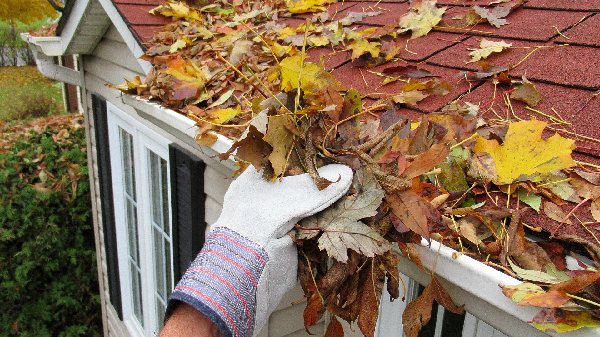 Fall Home Maintenance: Your Essential Rhode Island Checklist