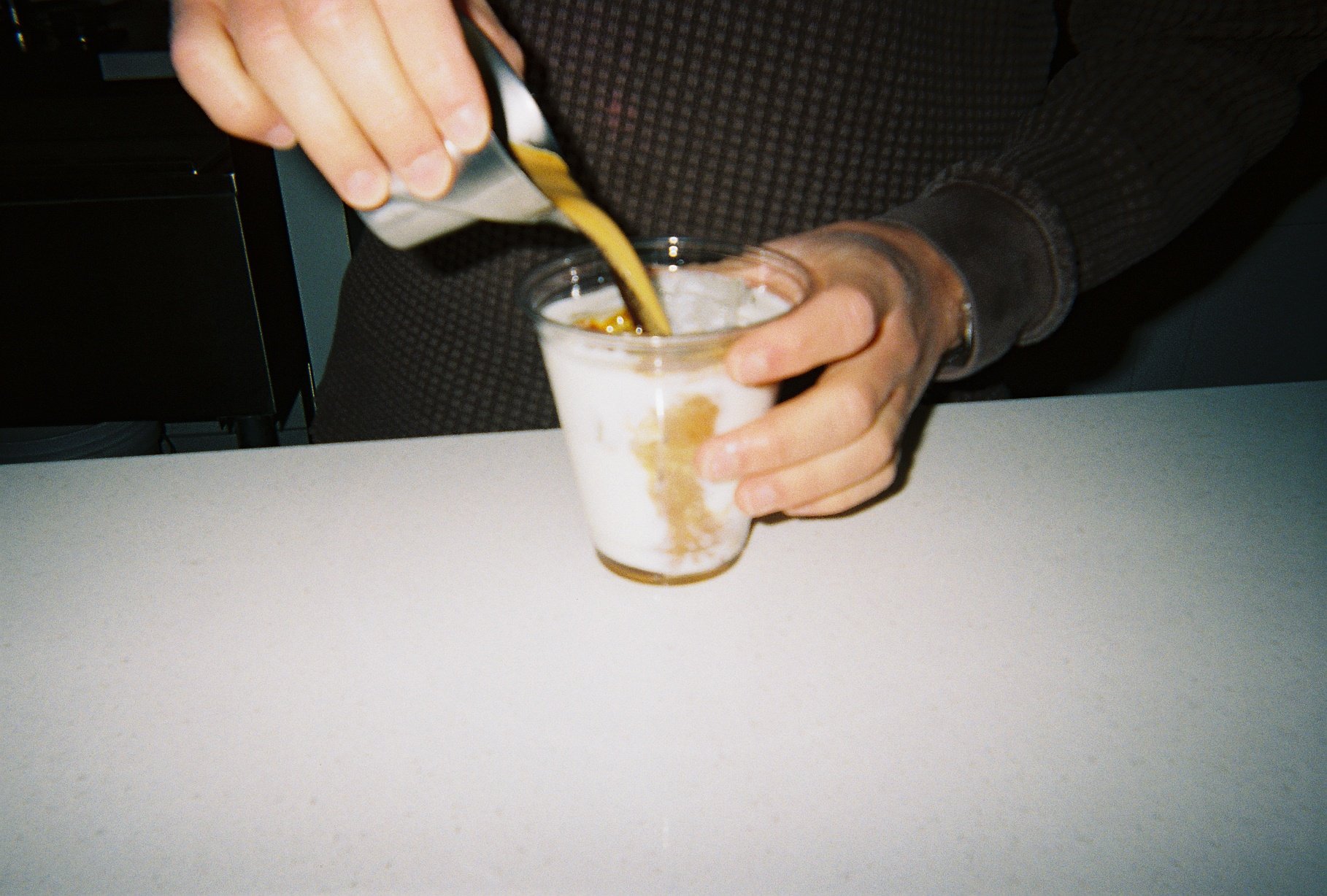 R1-04892-018A.jpeg