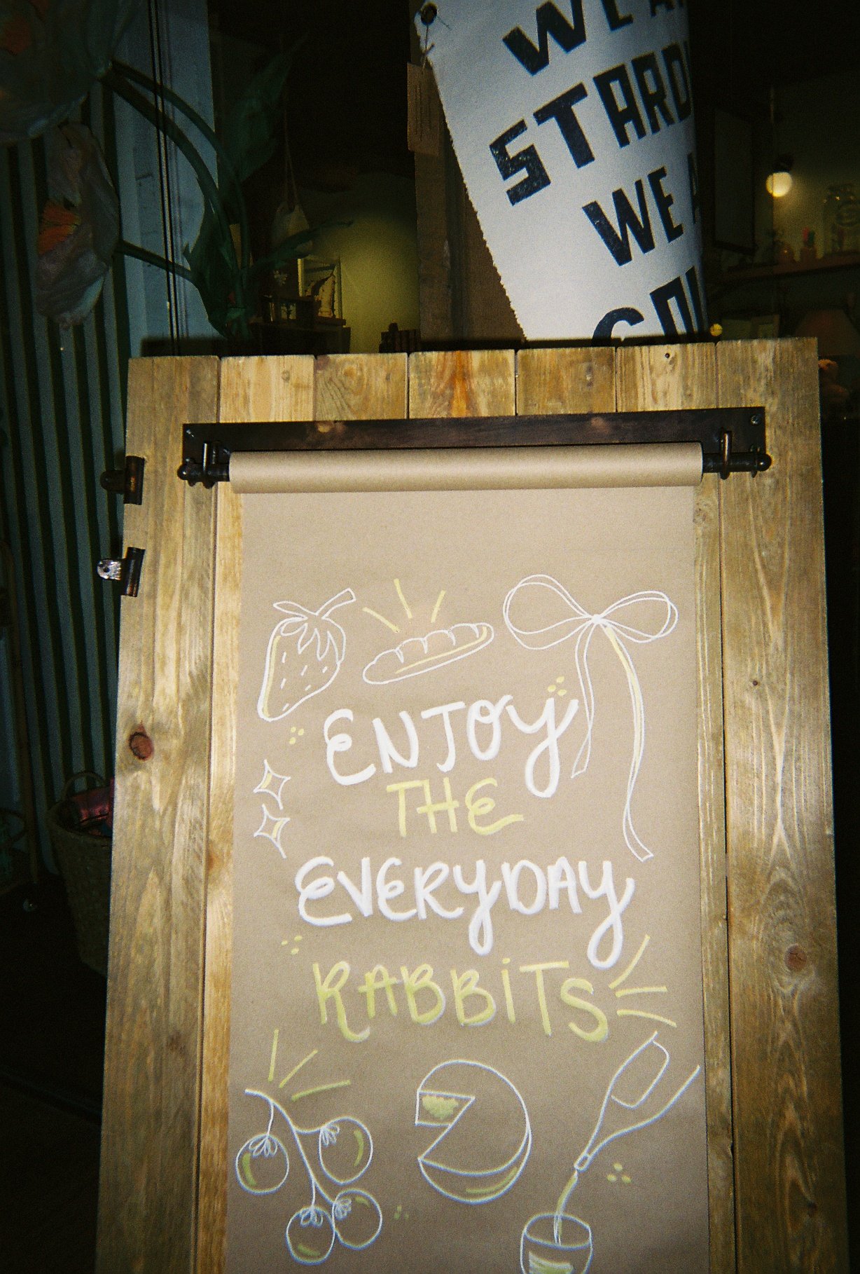 R1-05472-009A.jpeg