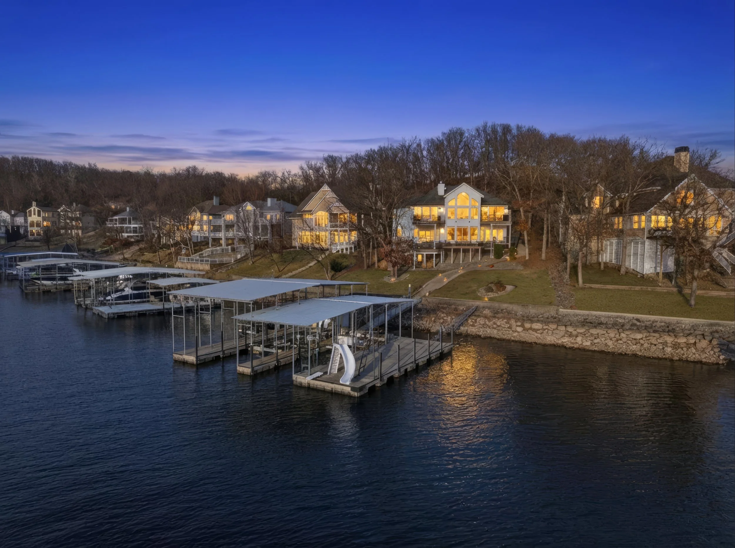 DJI_20260220165354_0040_D_twilight_ded448f6-2857-4508-9261-3206be0bdd2c.JPG