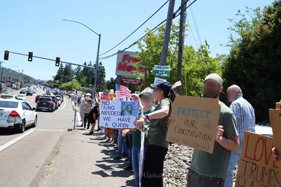 06 14 25-NoKingsProtest_DAlexander_2552_4x6 150dpi.jpg